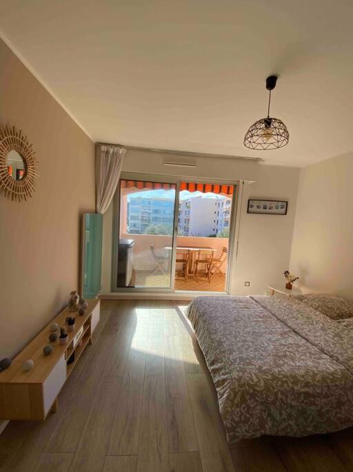 Charmant Studio A Saint Mandrier Sur Mer Apartment Exterior photo
